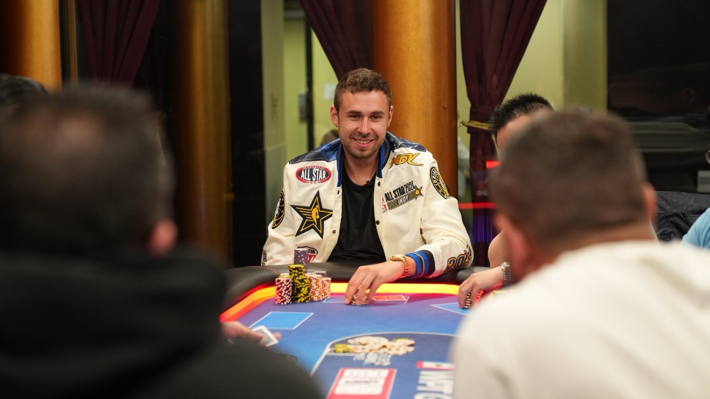 Sean Perry Torches $150k on His Hustler Casino Live Debut