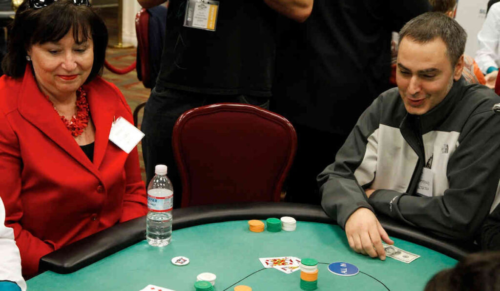 how to deal poker