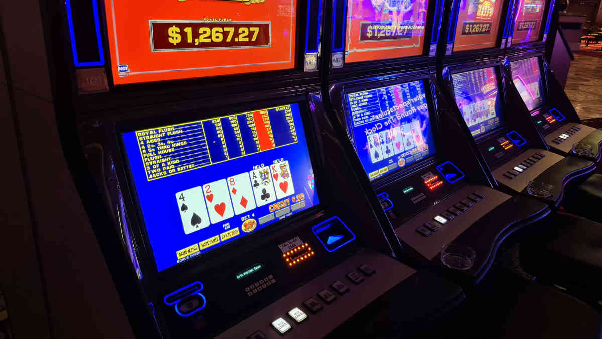 basic strategy for video poker