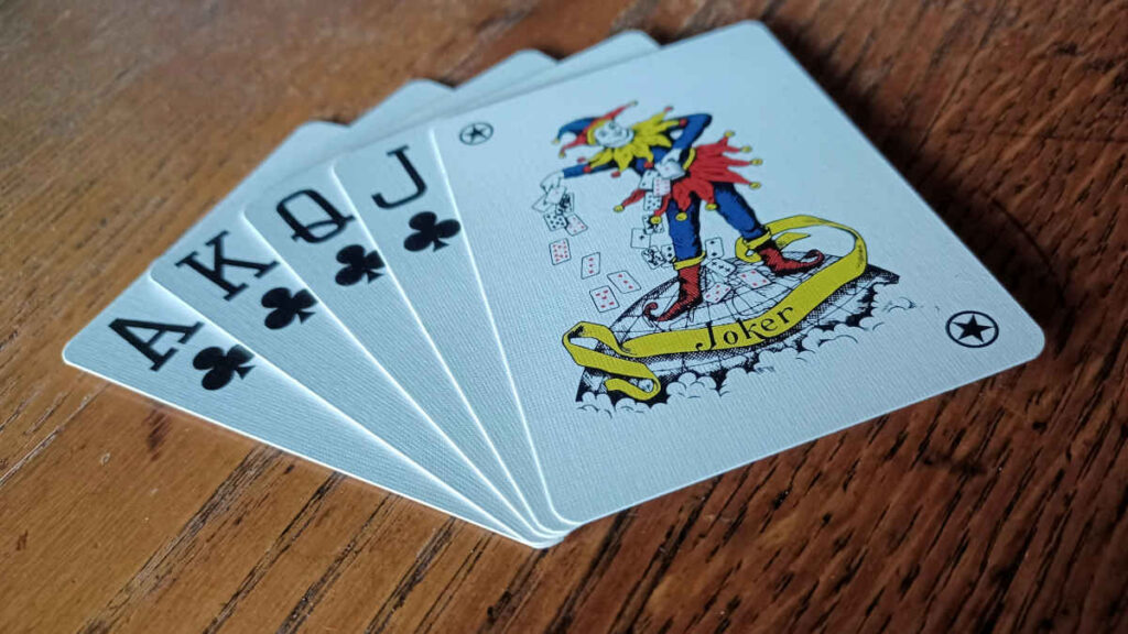 hud stats vs live tells