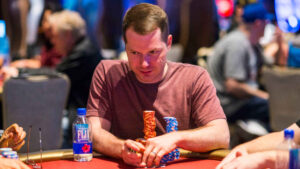 how to balance river bets in poker