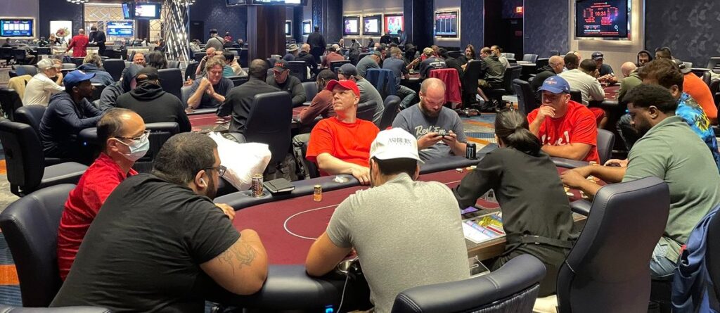 live poker